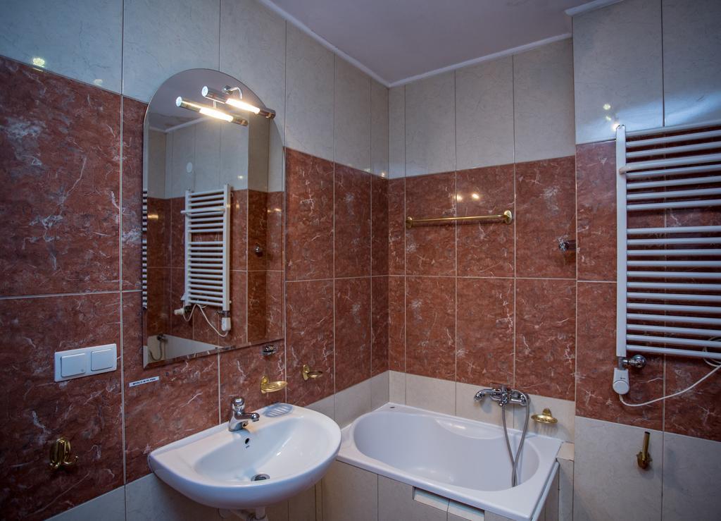 Hostel Florencja Wieliczka Εξωτερικό φωτογραφία