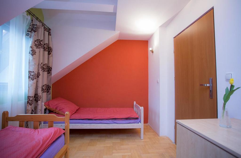 Hostel Florencja Wieliczka Δωμάτιο φωτογραφία