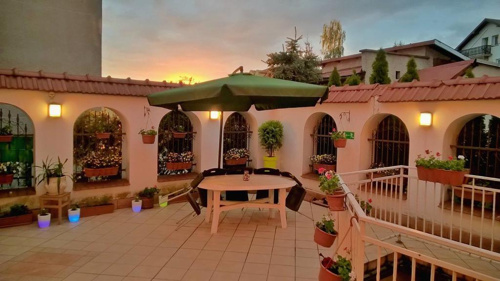 Hostel Florencja Wieliczka Εξωτερικό φωτογραφία