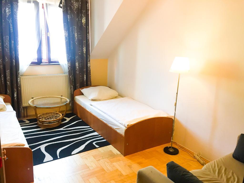 Hostel Florencja Wieliczka Εξωτερικό φωτογραφία